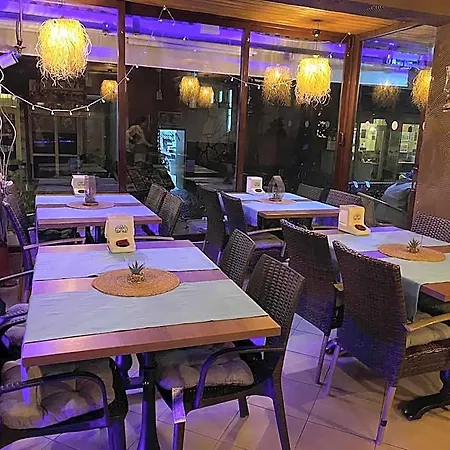 Agora Alanya Szálloda